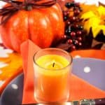 Just because you want beautiful table decor for your Thanksgiving dinner doesn't mean you have to break the bank. Check out these 5 ideas for ways to inexpensively decorate your table for Thanksgiving.