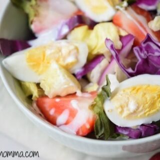 Berries Salad with Yogurt Dressing Recipe