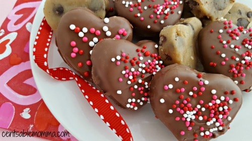 chocolate-chip-cookie-dough-hearts-horizontal